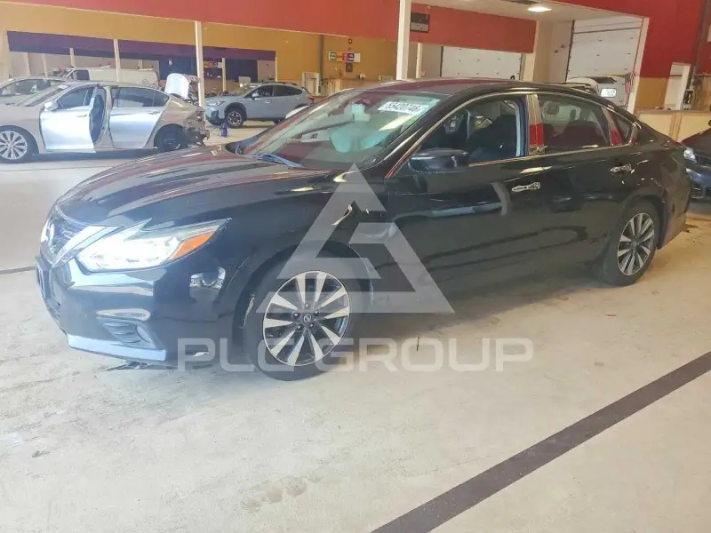 2017 Nissan ALTIMA фото