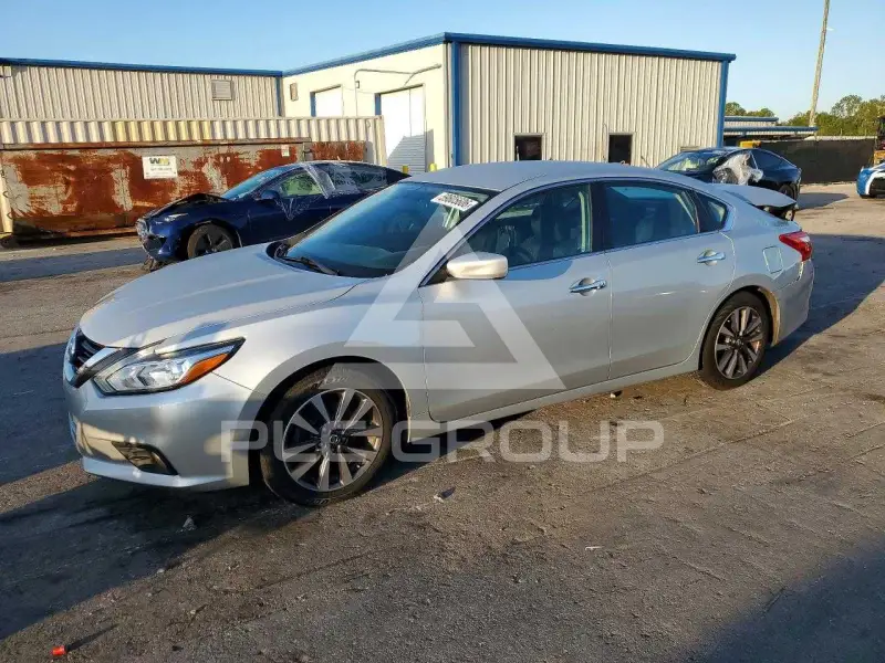 2017 Nissan ALTIMA фото