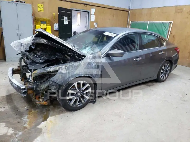 2017 Nissan ALTIMA photo