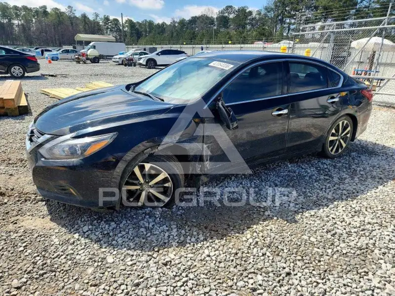 2017 Nissan ALTIMA фото