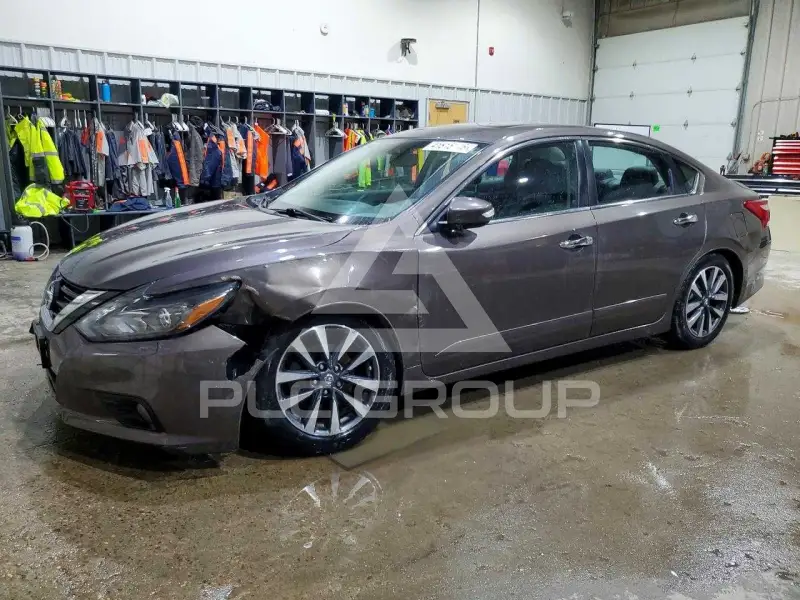 2017 Nissan ALTIMA фото