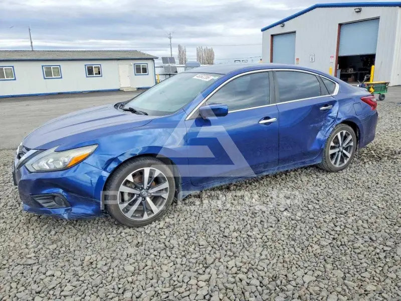 2017 Nissan ALTIMA photo