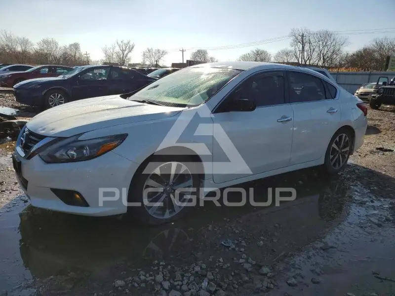 2017 Nissan ALTIMA photo