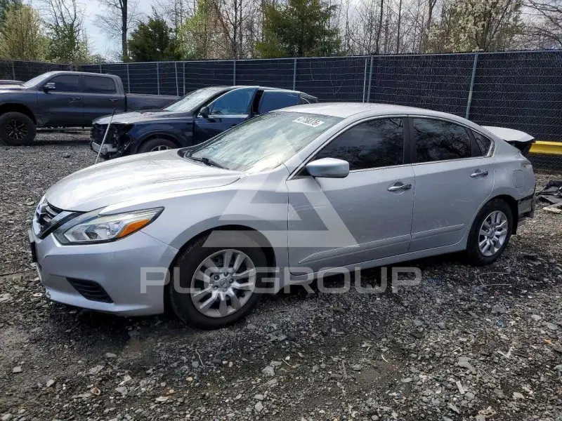 2017 Nissan ALTIMA фото