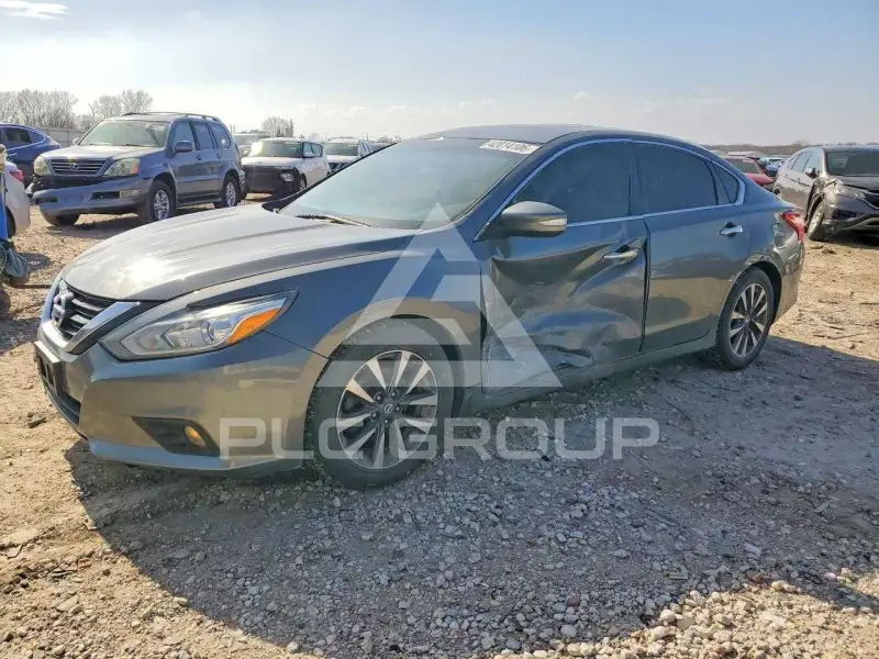2017 Nissan ALTIMA фото