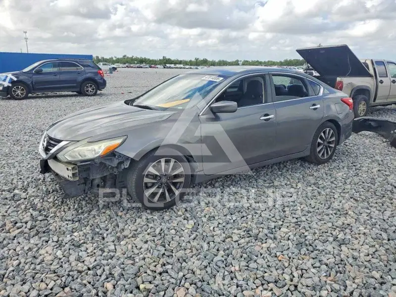 2017 Nissan ALTIMA фото