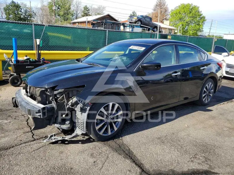 2017 Nissan ALTIMA фото