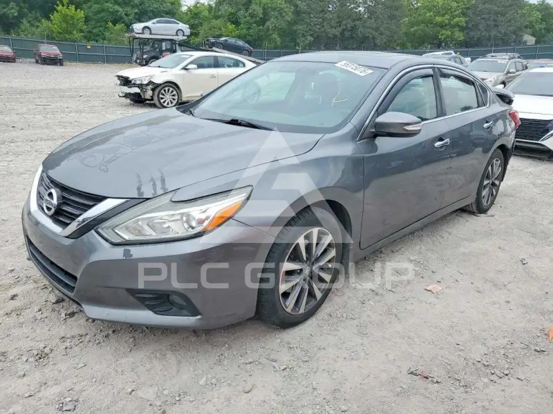 2017 Nissan ALTIMA фото