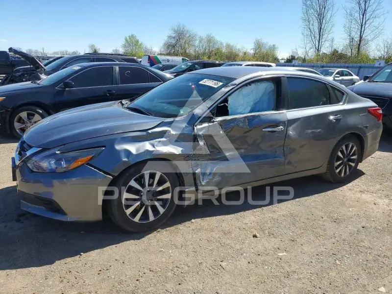 2017 Nissan ALTIMA фото