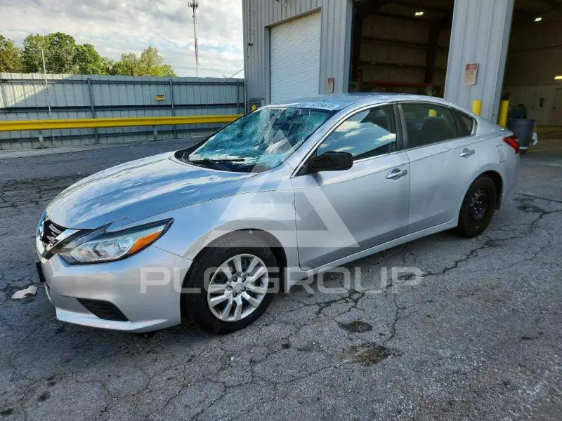 2017 Nissan ALTIMA фото