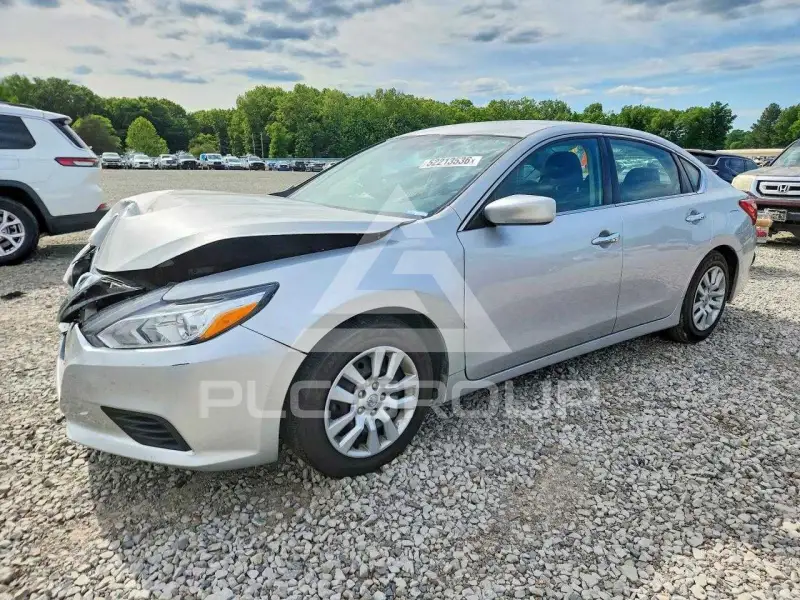 2017 Nissan ALTIMA фото
