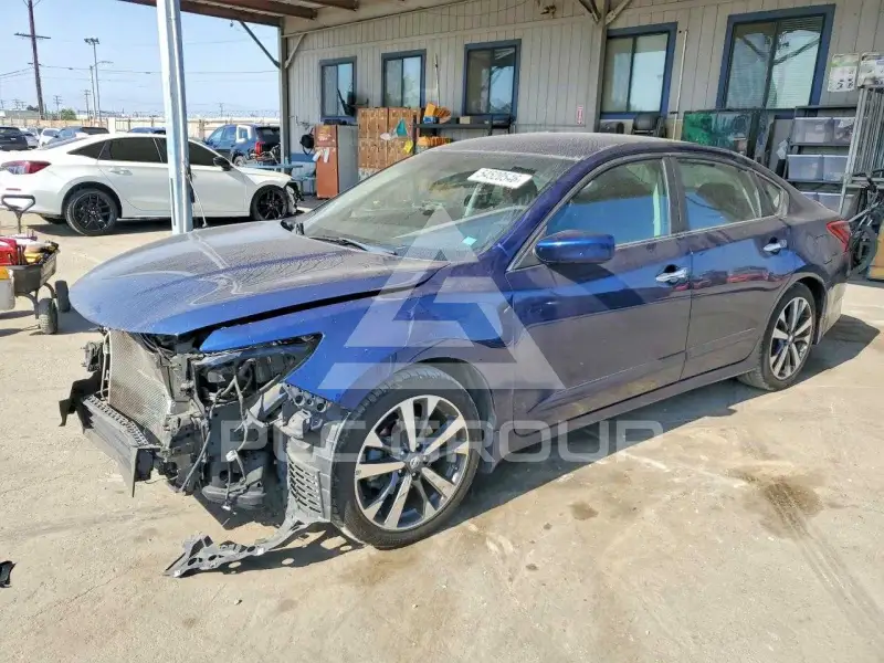 2017 Nissan ALTIMA фото