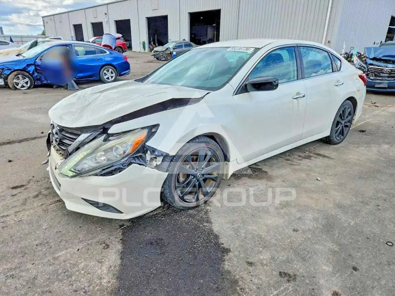 2017 Nissan ALTIMA фото