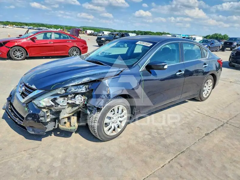 2017 Nissan ALTIMA фото