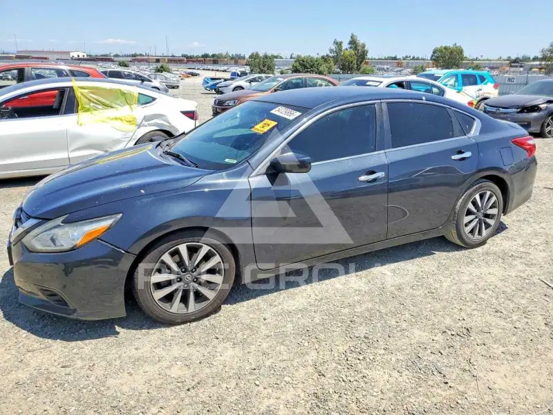 2017 Nissan ALTIMA photo