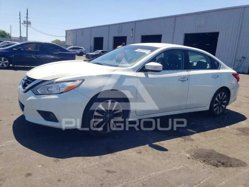 2017 Nissan ALTIMA фото