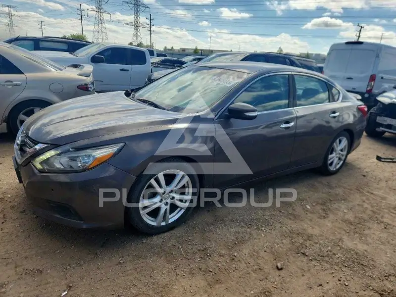 2017 Nissan ALTIMA фото