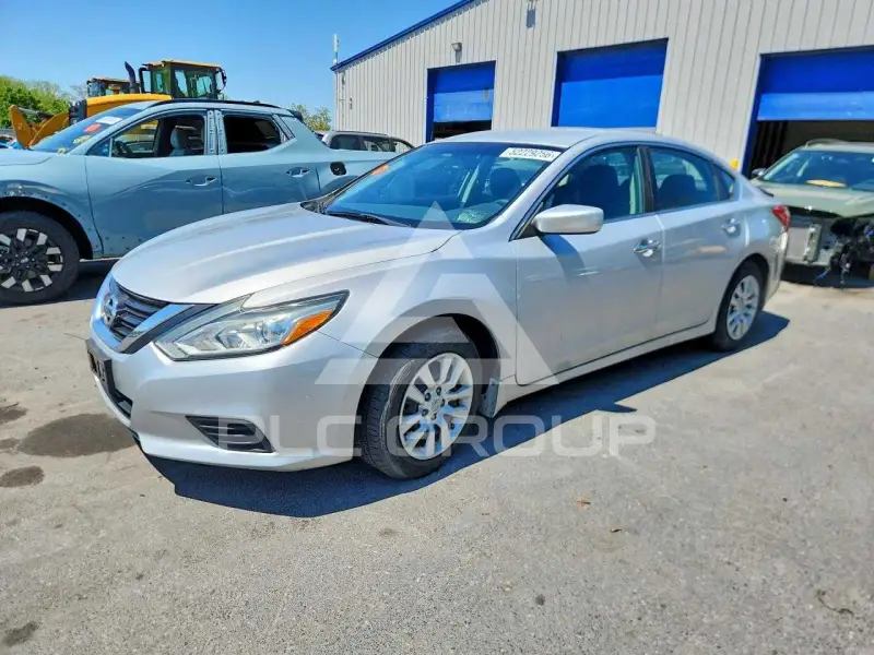 2017 Nissan ALTIMA фото