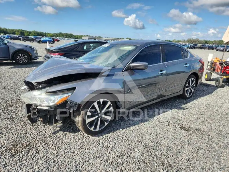2017 Nissan ALTIMA фото