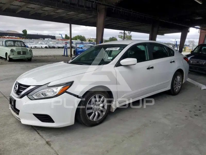2017 Nissan ALTIMA фото