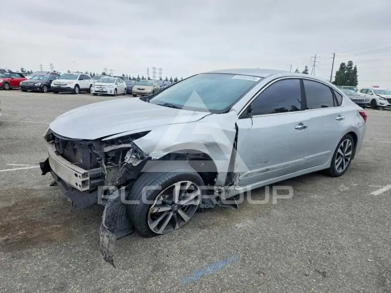 2017 Nissan ALTIMA photo
