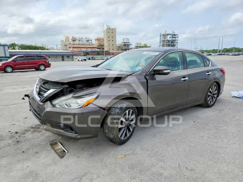 2017 Nissan ALTIMA фото