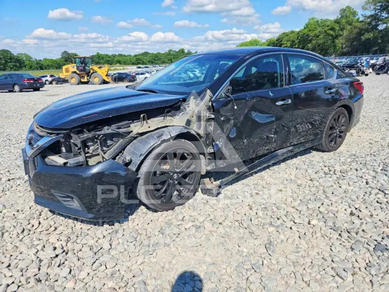 2017 Nissan ALTIMA фото