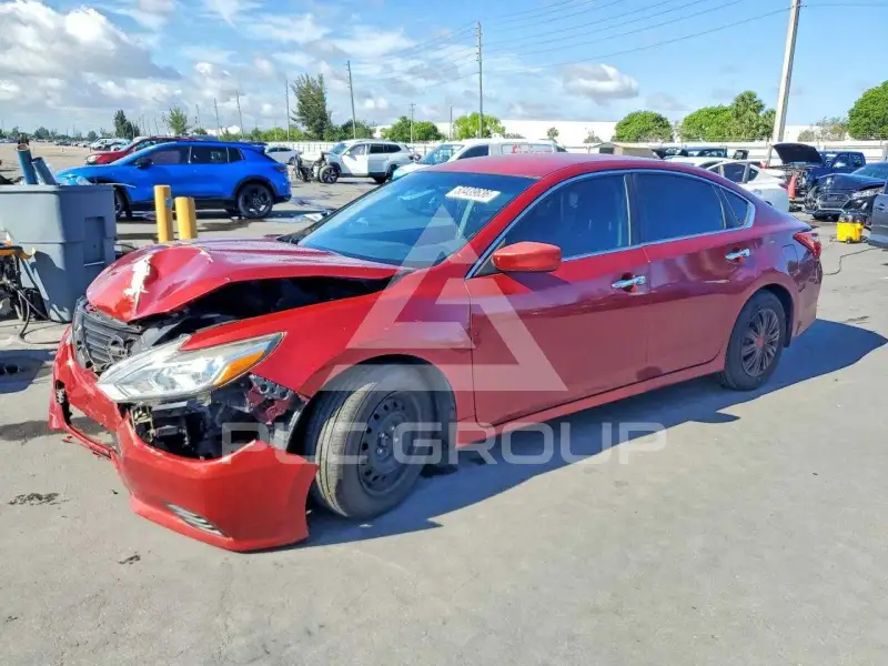 2017 Nissan ALTIMA фото