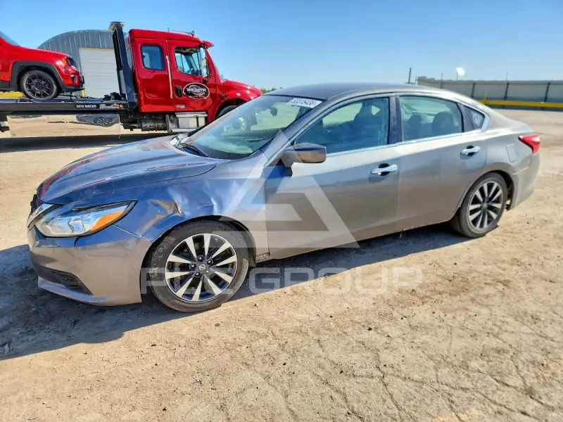 2017 Nissan ALTIMA фото