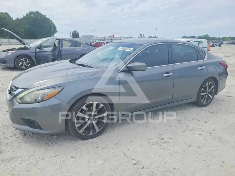 2017 Nissan ALTIMA photo