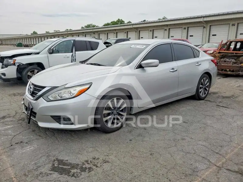 2017 Nissan ALTIMA фото