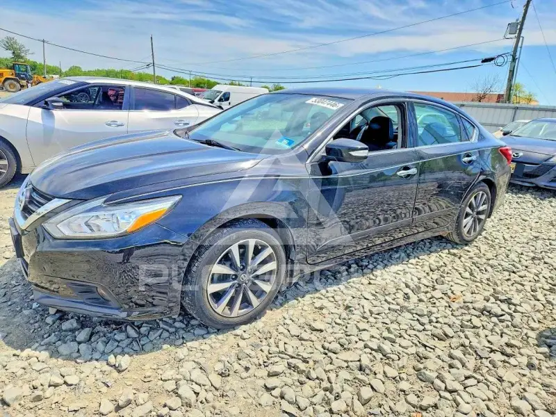 2017 Nissan ALTIMA photo