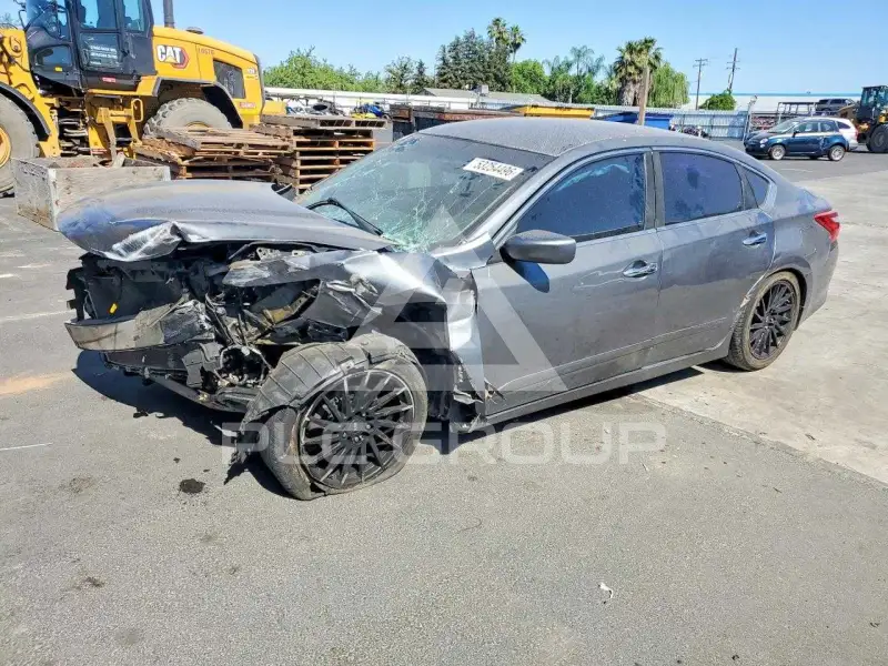 2017 Nissan ALTIMA фото