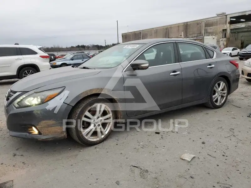 2017 Nissan ALTIMA фото