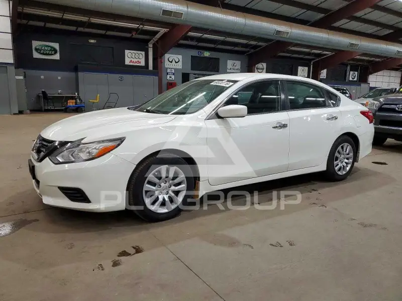 2017 Nissan ALTIMA фото