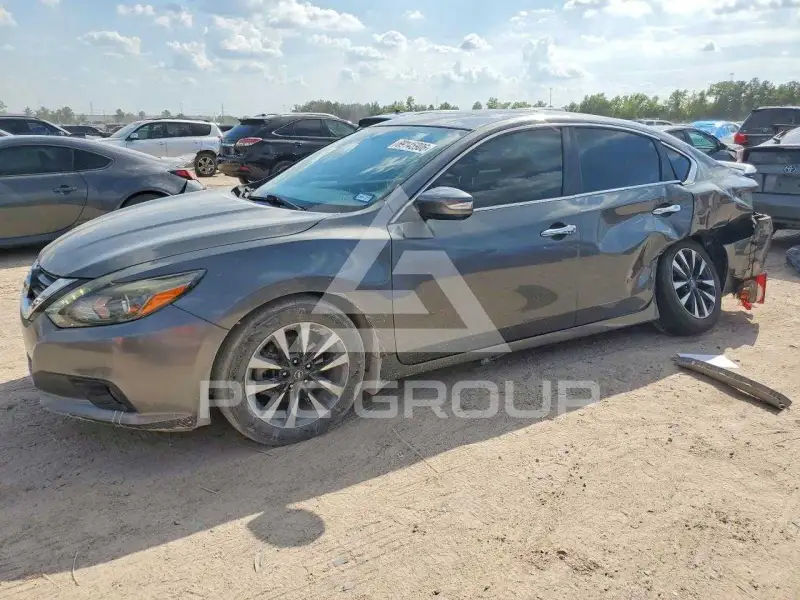 2017 Nissan ALTIMA фото