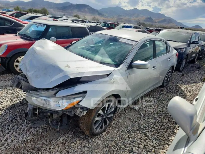 2017 Nissan ALTIMA фото