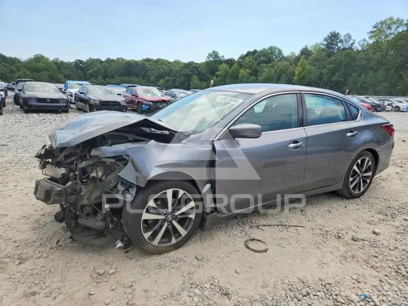 2017 Nissan ALTIMA фото