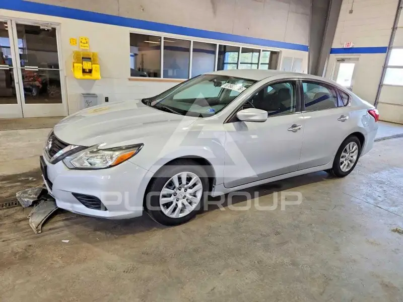 2017 Nissan ALTIMA фото