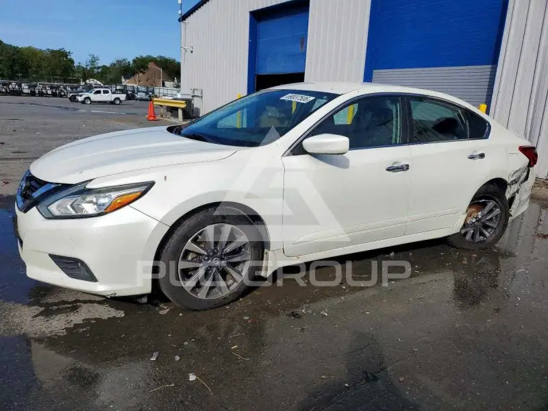 2017 Nissan ALTIMA фото