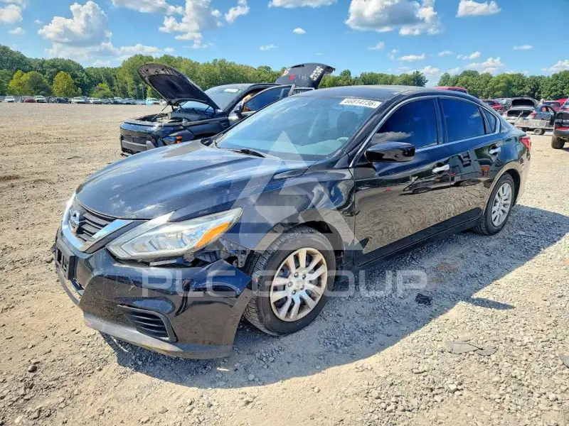 2017 Nissan ALTIMA photo