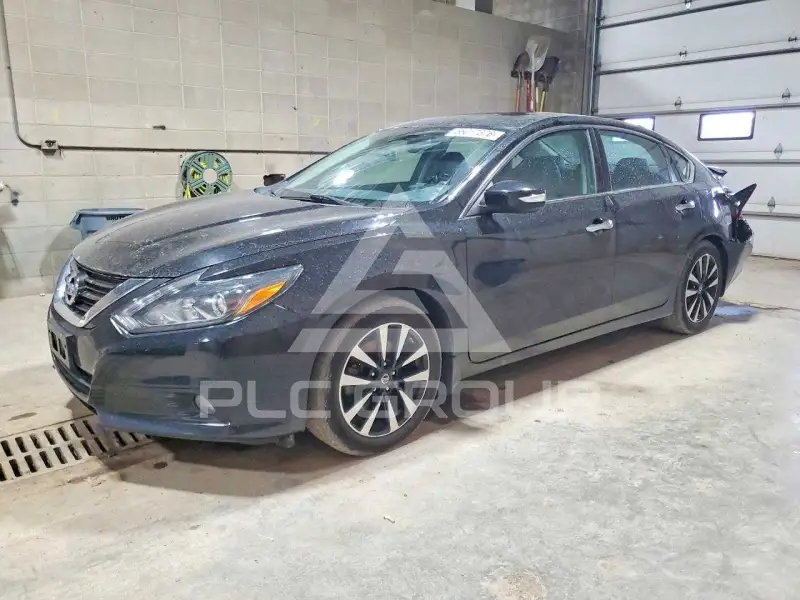 2017 Nissan ALTIMA фото