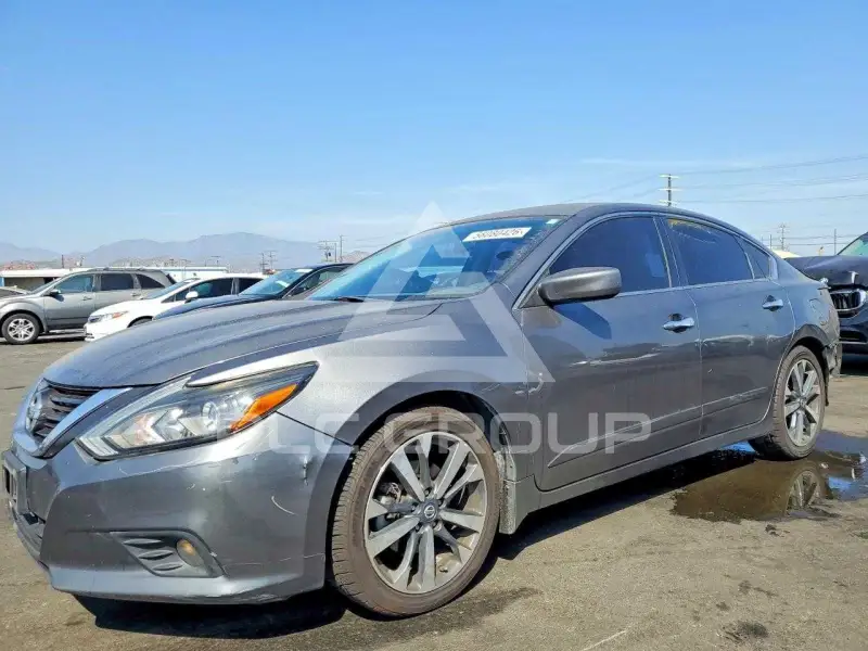 2017 Nissan ALTIMA photo