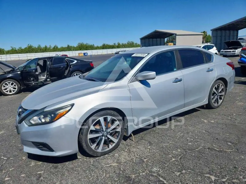 2017 Nissan ALTIMA photo