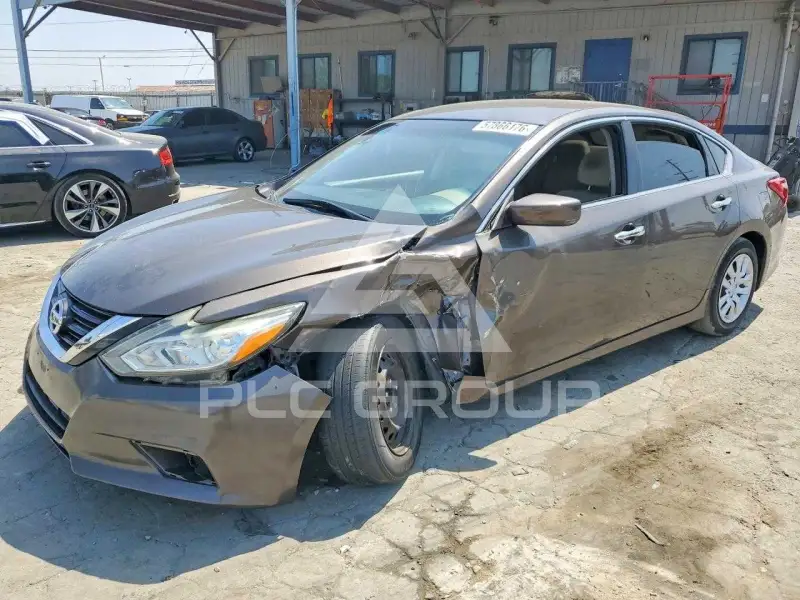 2017 Nissan ALTIMA фото