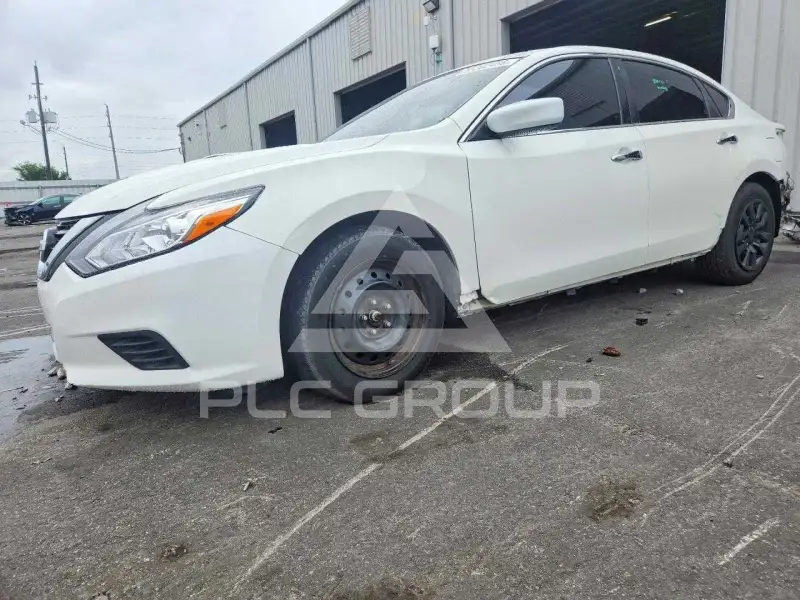 2017 Nissan ALTIMA photo