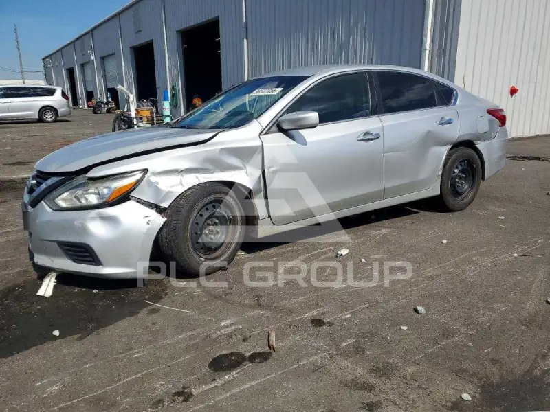 2017 Nissan ALTIMA фото