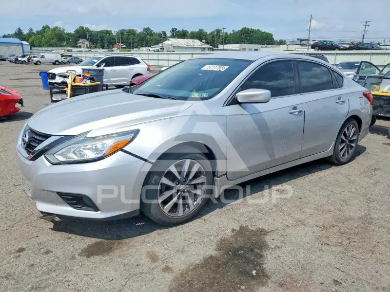 2017 Nissan ALTIMA фото