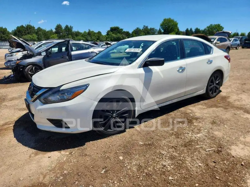 2017 Nissan ALTIMA фото