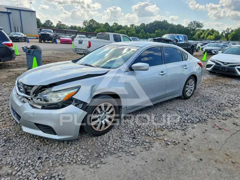 2017 Nissan ALTIMA фото